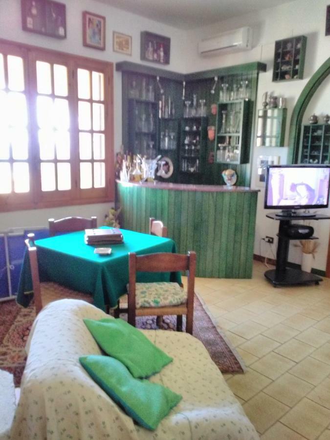 سارّوتش Villa Adelina المظهر الخارجي الصورة