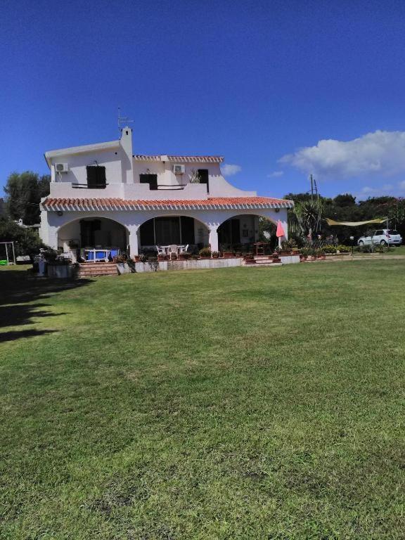 سارّوتش Villa Adelina المظهر الخارجي الصورة